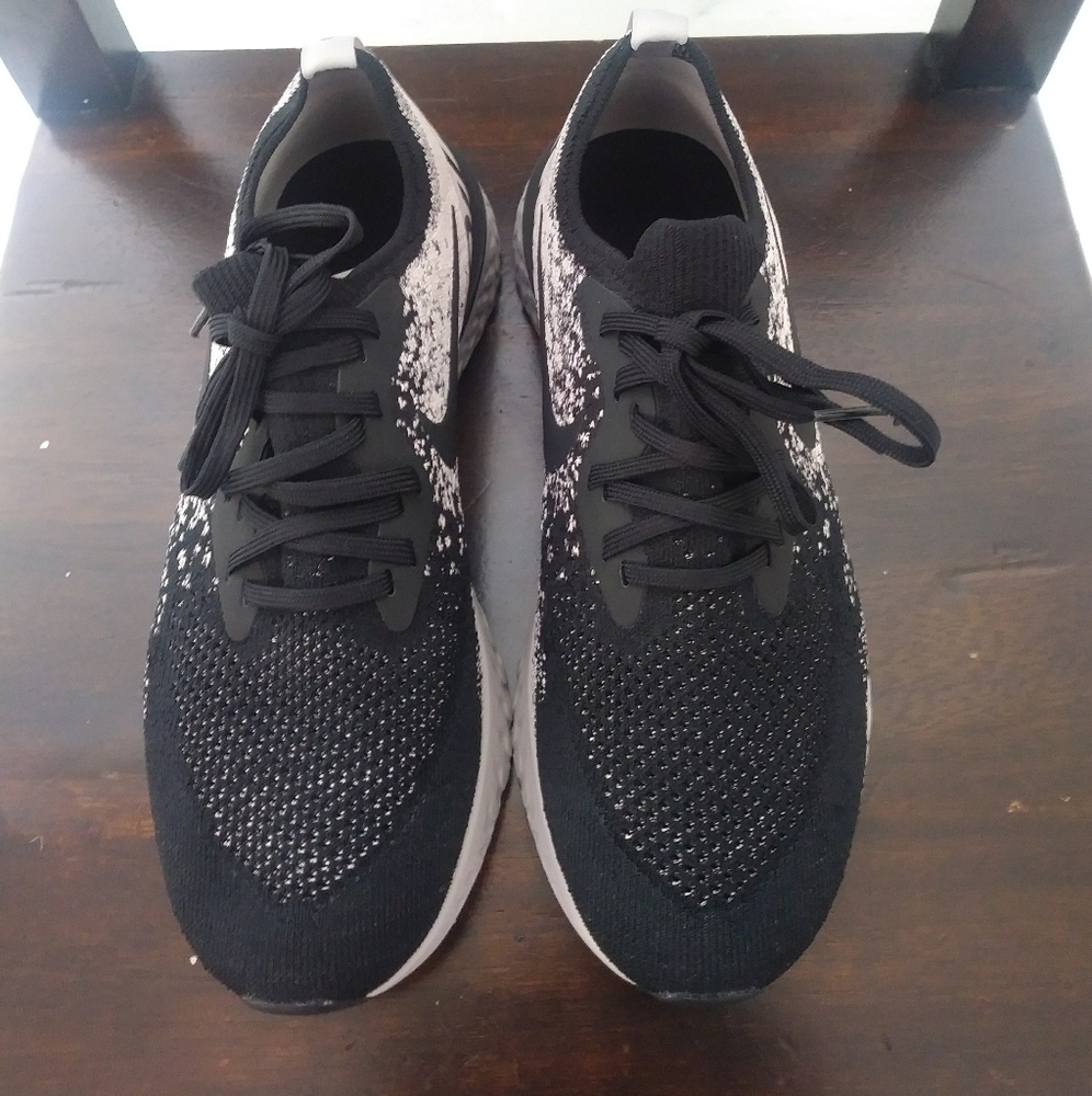 Nike Epic React Flyknit Running Shoes Size 10